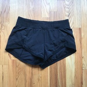LULULEMON BLACK SHORTS